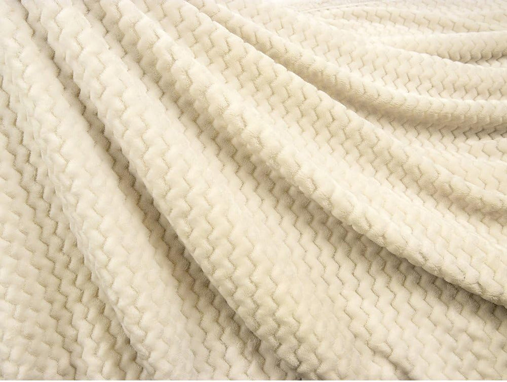 Cream Couch Blanket Throw Reversible Sherpa Chevron, Soft Cozy Jacquard Weave Textured Blanket for Sofa Bed, Thick Warm Large Fleece Car Blanket, Decorative Plush Home Decor, 50X60 Ivory Beige