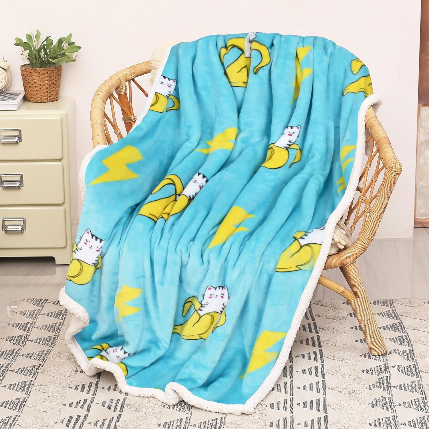 Banana Cat Print Sherpa Fleece Throw Blanket, Soft Mink Plush Couch Blanket, Fuzzy Fluffy Comfy Warm Throws, Comfort Caring Gift, 50X60 Inches